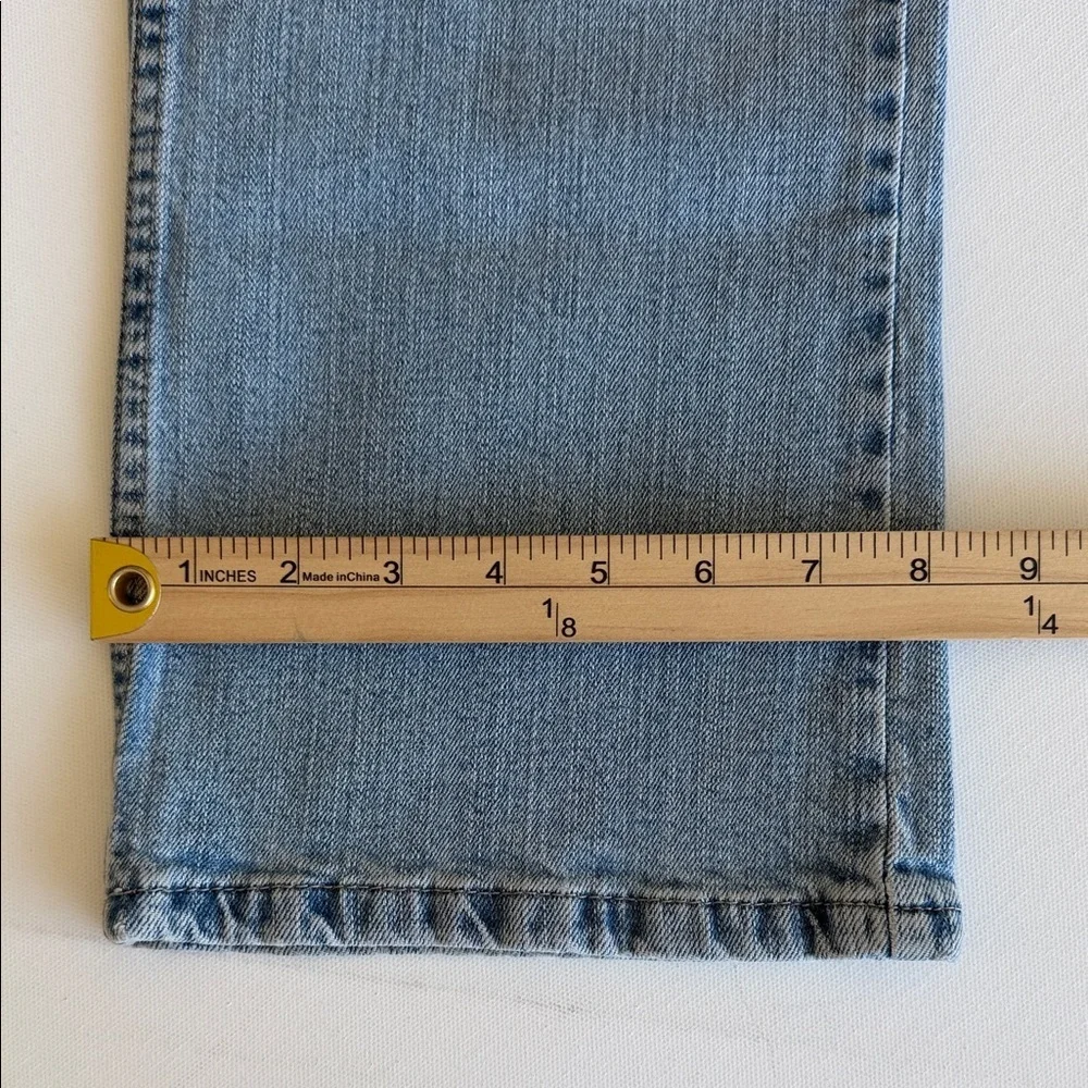 Canyon River Blues Petite 12P Light Wash Straight Leg Jeans Classic Fit